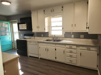 600 Mendel Ter, Graham, NC 27253