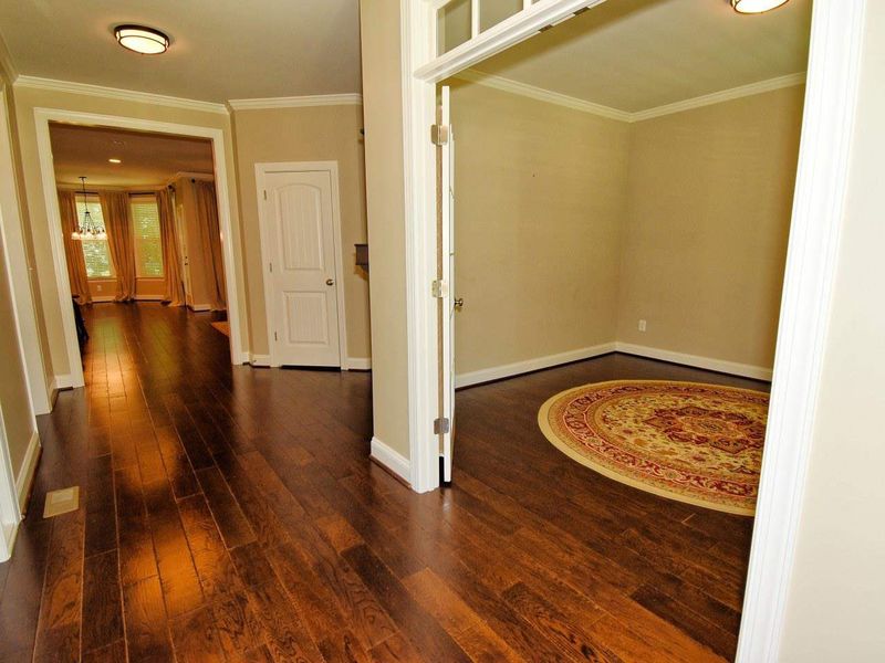600 Morning Oaks Dr, Holly Springs, NC 27540