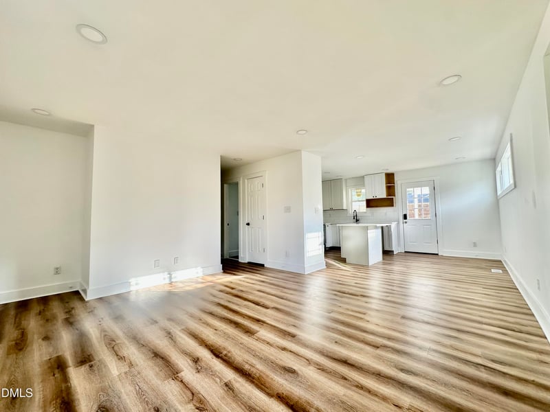 600 River Rd, Selma, NC 27576
