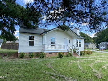 600 River Rd, Selma, NC 27576