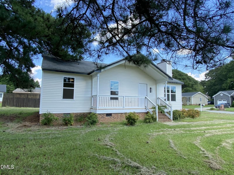 600 River Rd, Selma, NC 27576