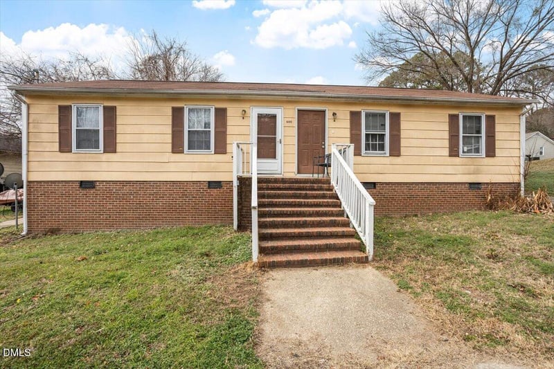 600 Sherrybrook Dr, Raleigh, NC 27610