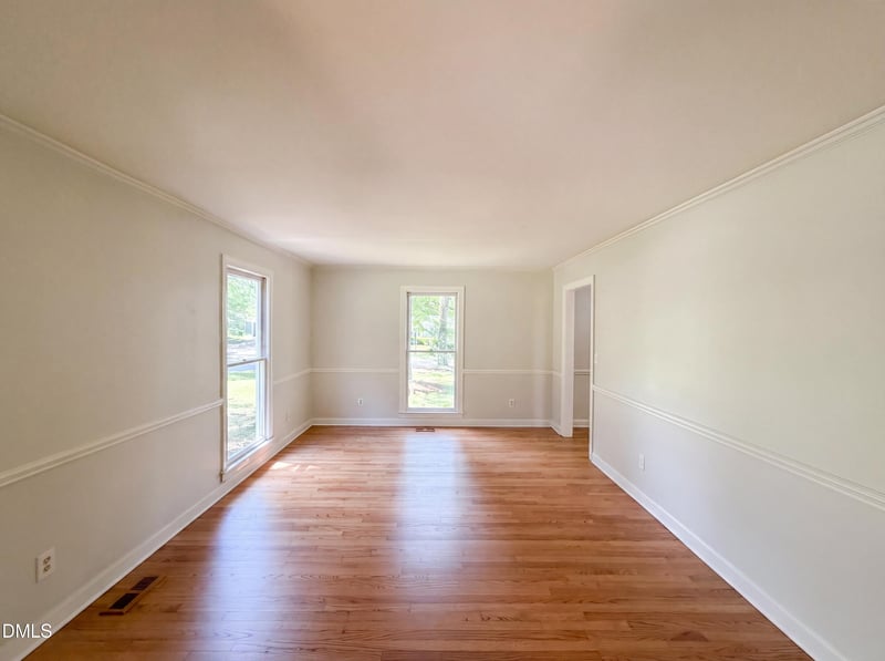 600 Stratford Dr, Zebulon, NC 27597