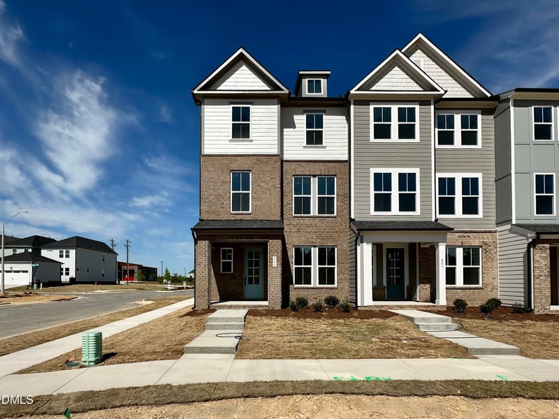 600 Thatch Ln, Knightdale, NC 27545