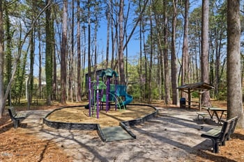 600 Tinkerbell Rd, Chapel Hill, NC 27517