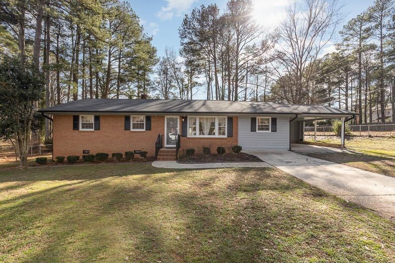 600 Wakeland Dr, Garner, NC 27529