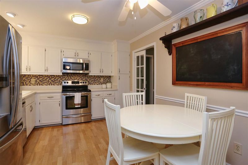600 Webster St, Cary, NC 27511