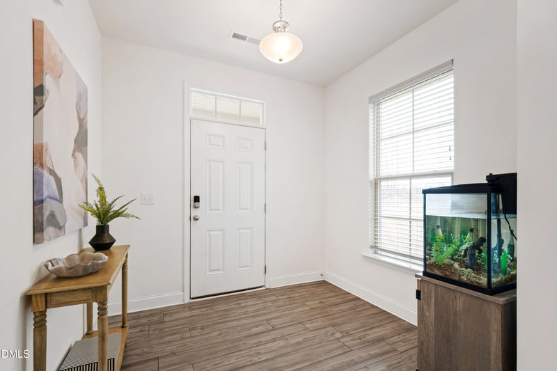 600 Yulee Dr, Zebulon, NC 27597