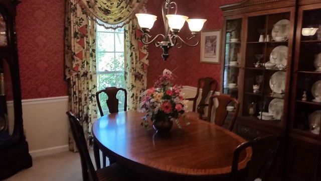 6000 Dodsworth Dr, Raleigh, NC 27612
