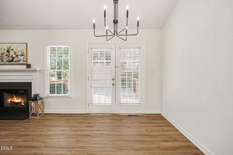 6000 Westborough Dr, Raleigh, NC 27612