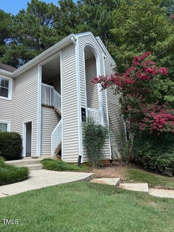 6000 Winterpointe Ln #101, Raleigh, NC 27606