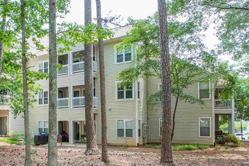 6000 Winterpointe Ln #203, Raleigh, NC 27606