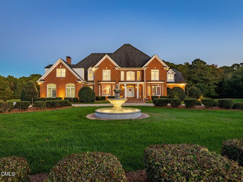 6001 Atkins Farm Ct, Raleigh, NC 27606
