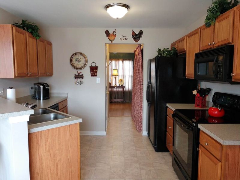 6001 Softwind Dr, Clayton, NC 27520