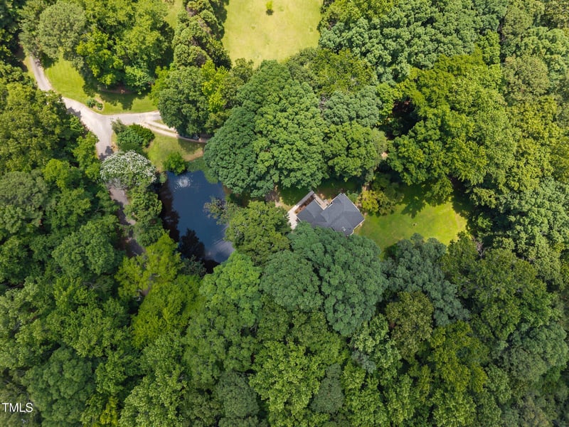 6001 Waters Way Dr, Raleigh, NC 27606