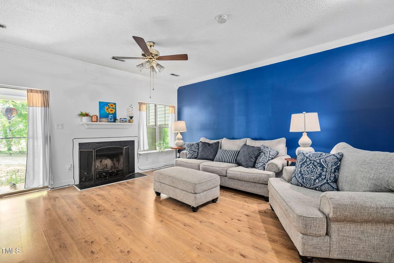 6001 Winterpointe Ln #102, Raleigh, NC 27606