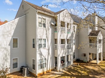 6001 Winterpointe Ln #204, Raleigh, NC 27606