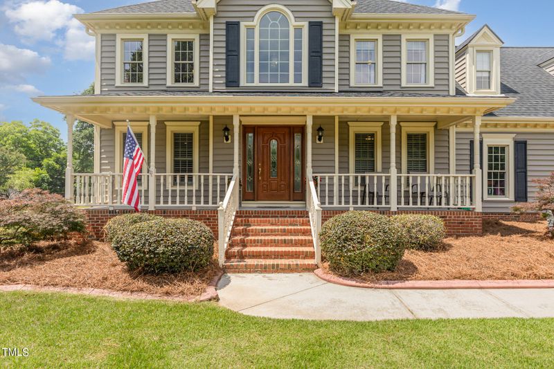 6001 Wolverhampton Dr, Raleigh, NC 27603