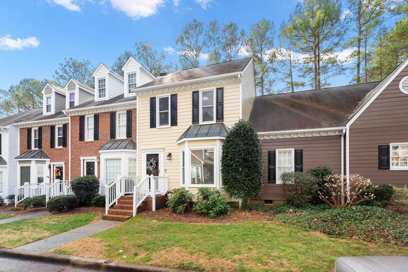 6002 Epping Forest Dr, Raleigh, NC 27613