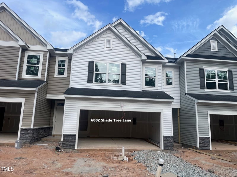 6002 Shade Tree Ln, Durham, NC 27703