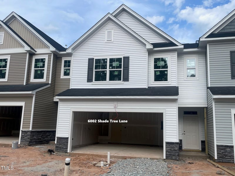 6002 Shade Tree Ln, Durham, NC 27703