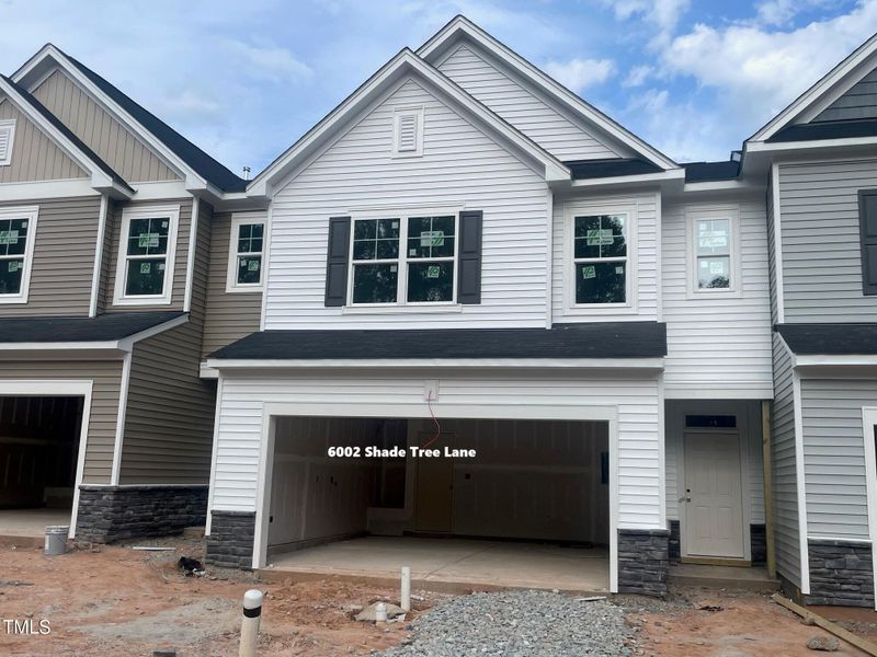 6002 Shade Tree Ln, Durham, NC 27703