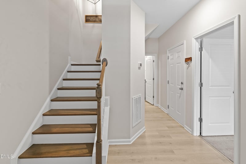 6003 Giddings St, Raleigh, NC 27616