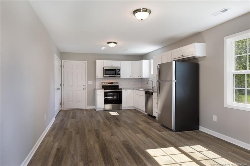 6003 Savannah Cir, Hope Mills, NC 28348