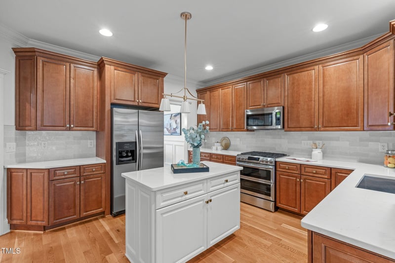 6004 Brass Tack Ct, Fuquay Varina, NC 27526