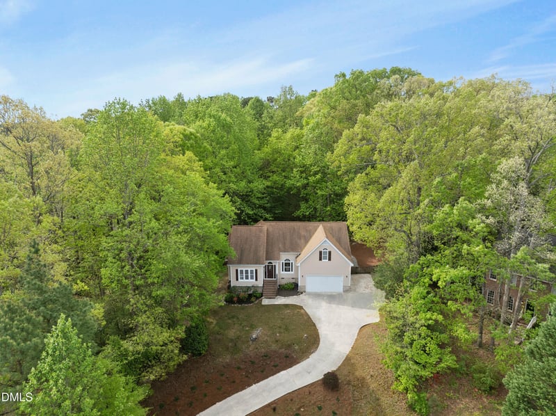 6004 Chittim Ct, Raleigh, NC 27616