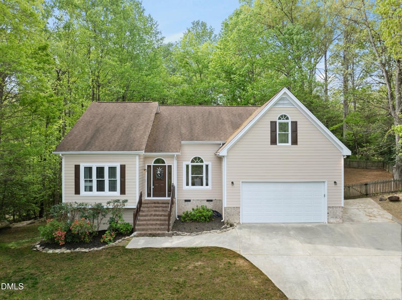 6004 Chittim Ct, Raleigh, NC 27616