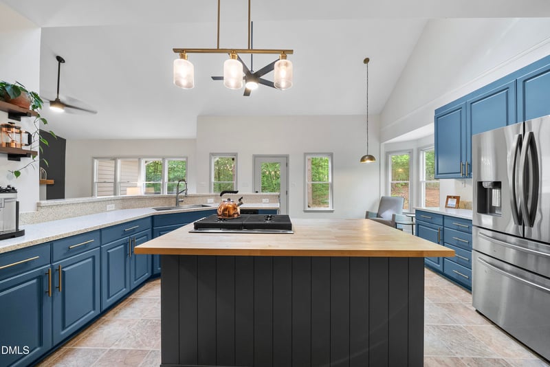 6004 Chittim Ct, Raleigh, NC 27616