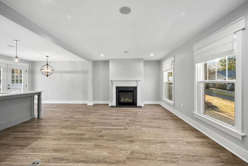 6004 Clare Ct, Raleigh, NC 27609