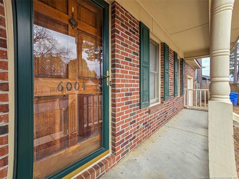 6004 Dunbridge Dr, Fayetteville, NC 28314
