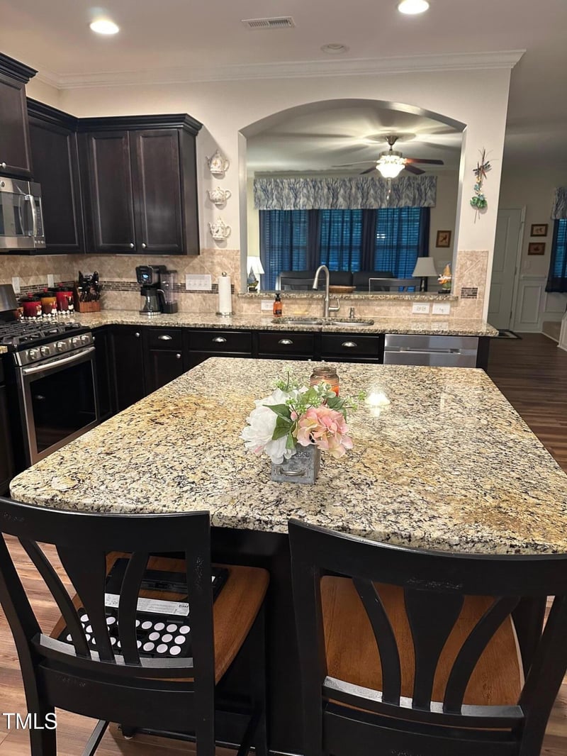 6004 Stony Falls Way, Knightdale, NC 27545