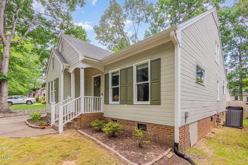 6004 Volant Dr, Raleigh, NC 27609