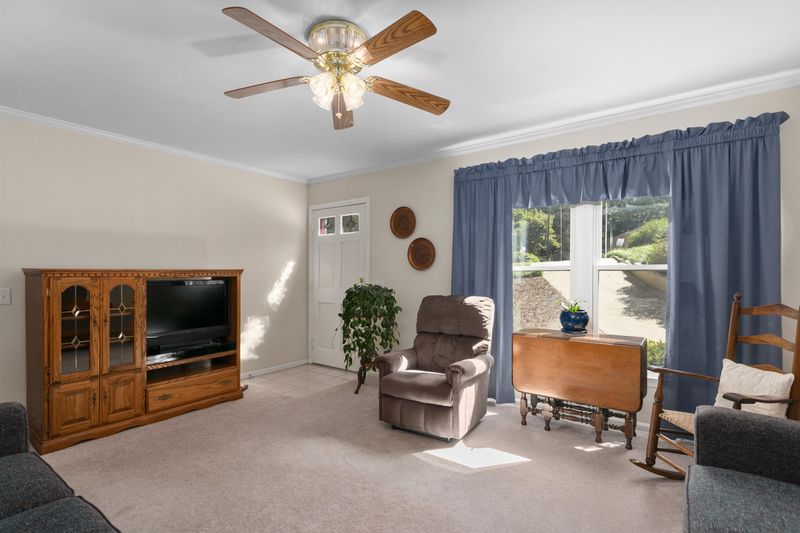 6005 Ayr Ct, Raleigh, NC 27609
