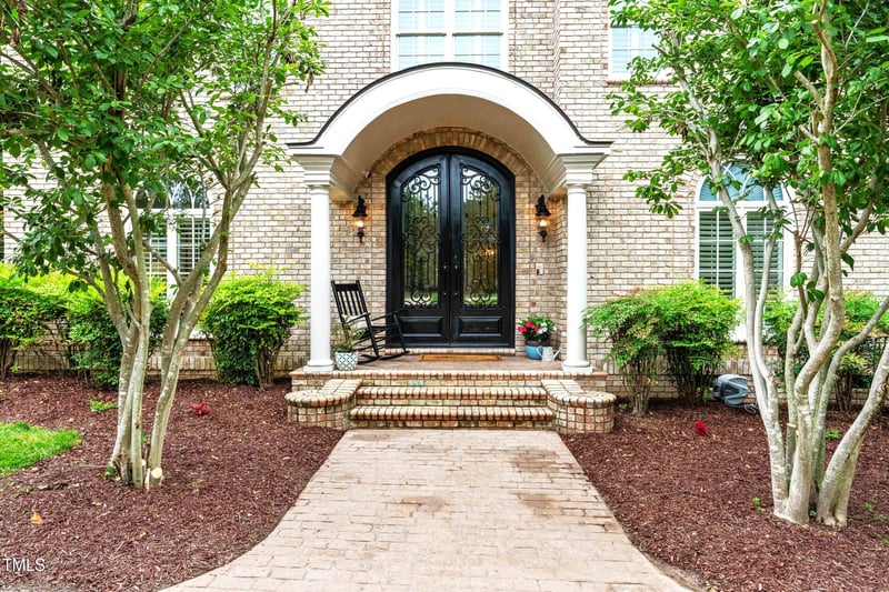 6005 Carlyle Dr, Raleigh, NC 27614