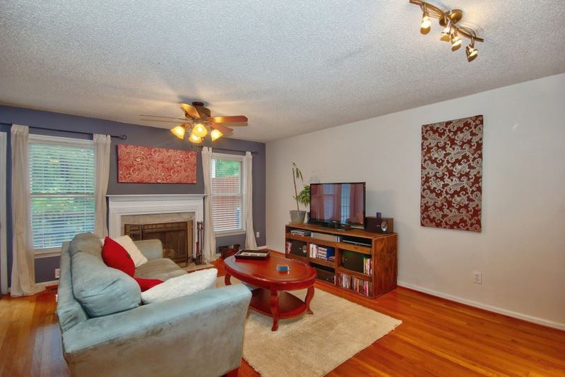 6005 Epping Forest Dr, Raleigh, NC 27613