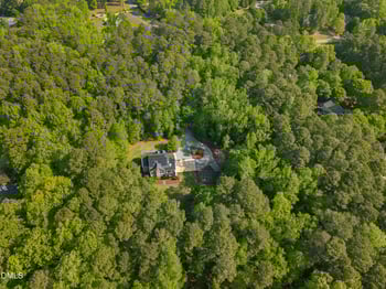 6005 Heatherstone Dr, Raleigh, NC 27606