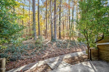 6006 Dixon Dr, Raleigh, NC 27609
