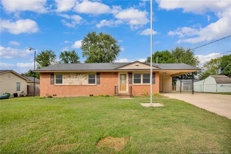 6006 Elstree Pl, Fayetteville, NC 28314