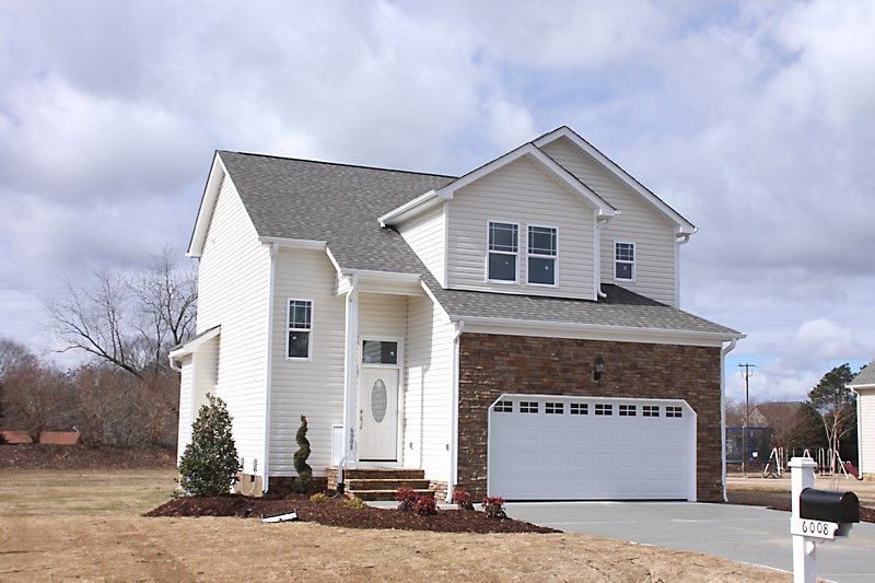 6008 Catandpolly Ln, Raleigh, NC 27603