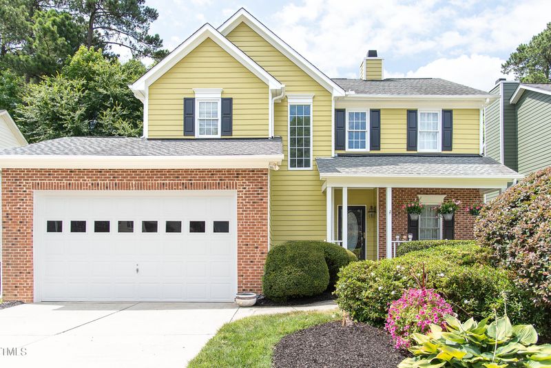 6008 Eaglesfield Dr, Raleigh, NC 27613