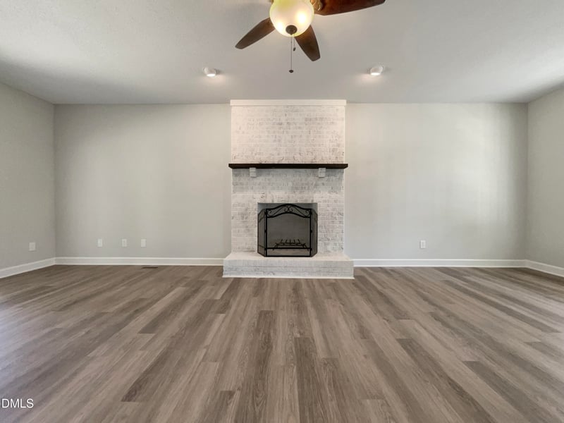 6009 River Landings Dr, Raleigh, NC 27604
