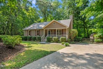 6009 Shadow Moss Cir, Raleigh, NC 27603