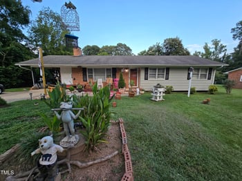 6009 Woodcrest Dr, Raleigh, NC 27603