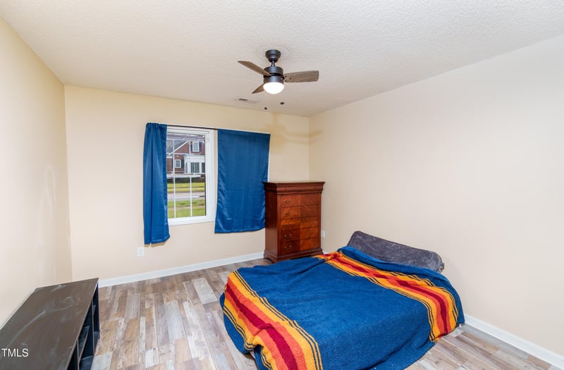 601 Anderson St, Selma, NC 27576