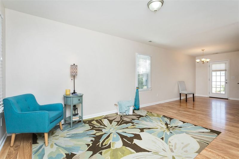 601 Bladestone Ct, Apex, NC 27502
