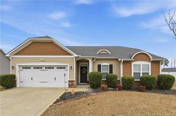 601 Collinwood Dr, Raeford, NC 28376